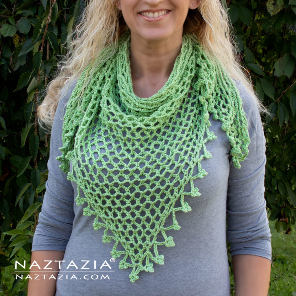 Crochet Easy Triangle Scarf and Shawl